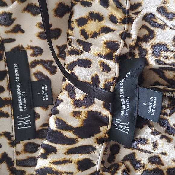 INC International Concepts Intimates Cheetah 🐆 Pajama Night ware - Picture 11 of 14